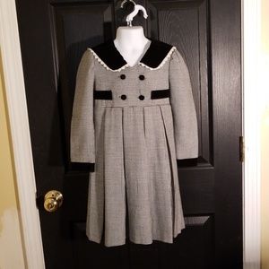 Girls Sz 5 Black and White Herringbone dress
